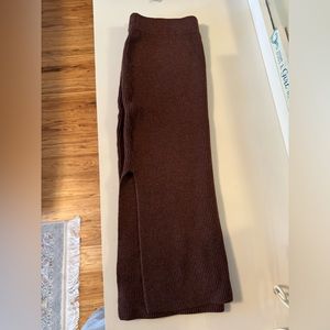 House of Harlow sweater skirt